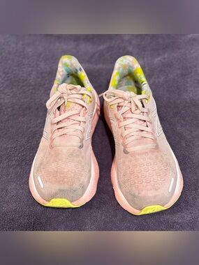 New Balance FRESH FOAM Pink Women's Athletic Running Shoes with Floral Accent